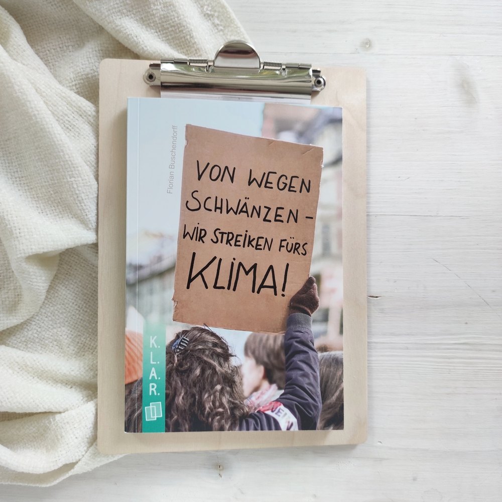 Von wegen schwänzen – wir streiken fürs Klima! Von wegen schwänzen – wir streiken fürs Klima!