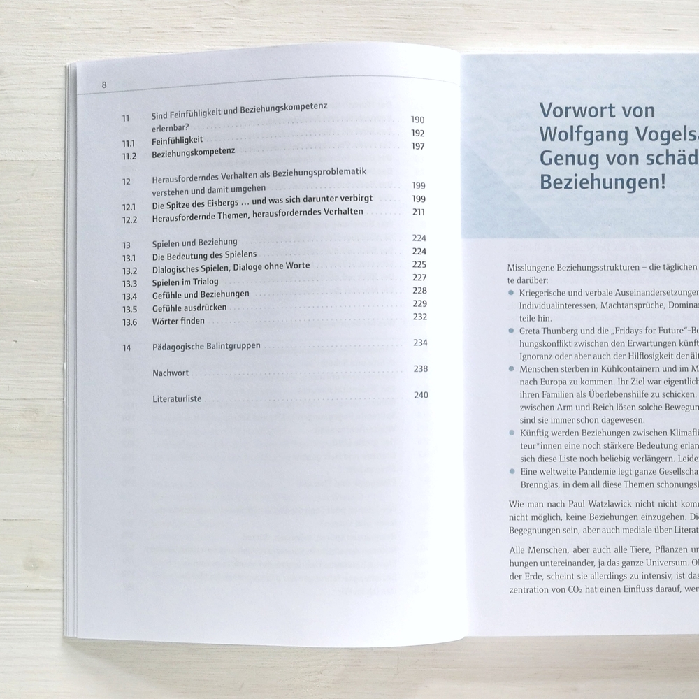 Pädagogische Beziehungskompetenz Pädagogische Beziehungskompetenz