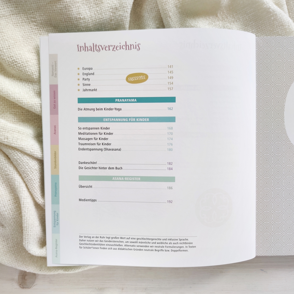 Kinder-Yoga – Und wie?! Kinder-Yoga – Und wie?!