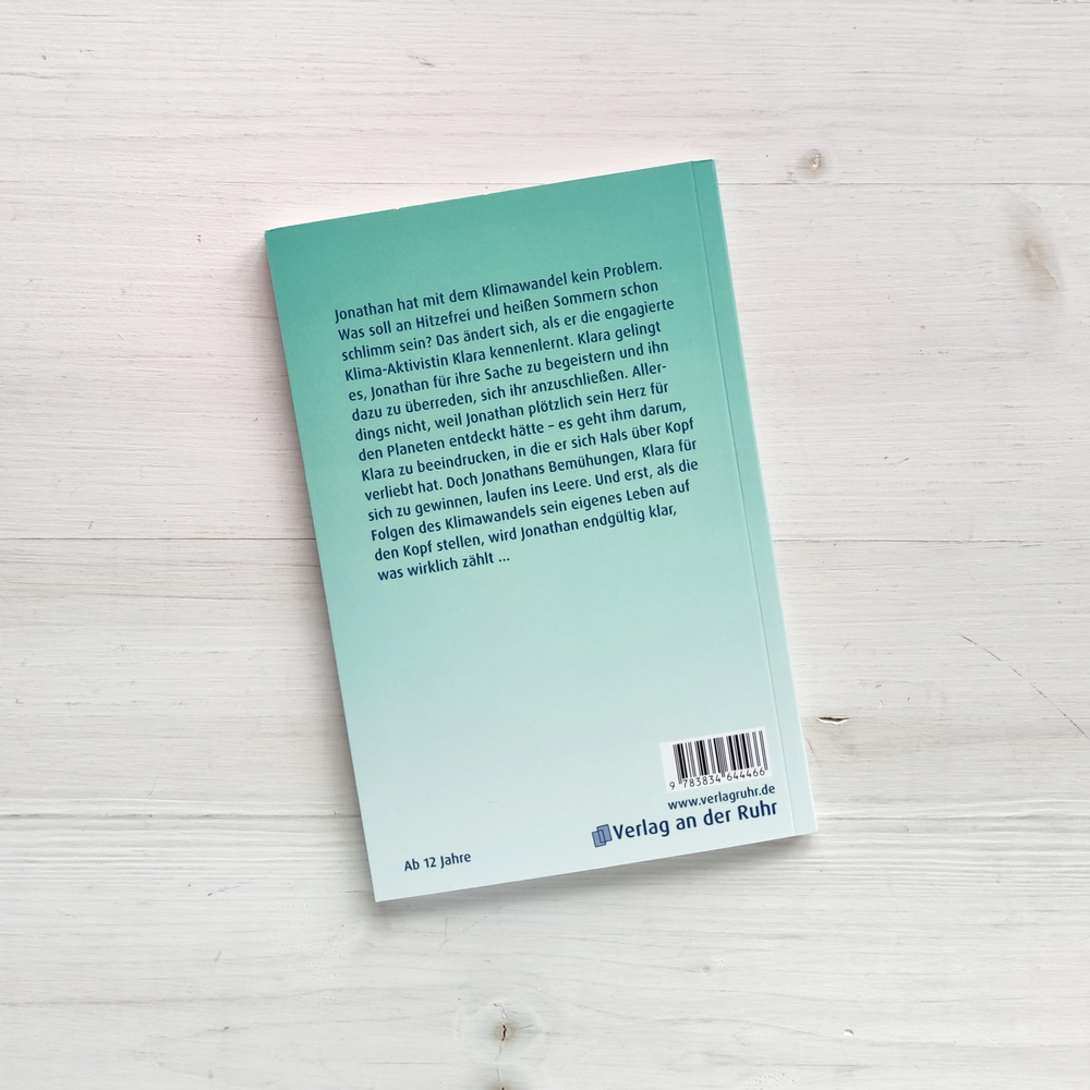 Von wegen schwänzen – wir streiken fürs Klima! Von wegen schwänzen – wir streiken fürs Klima!